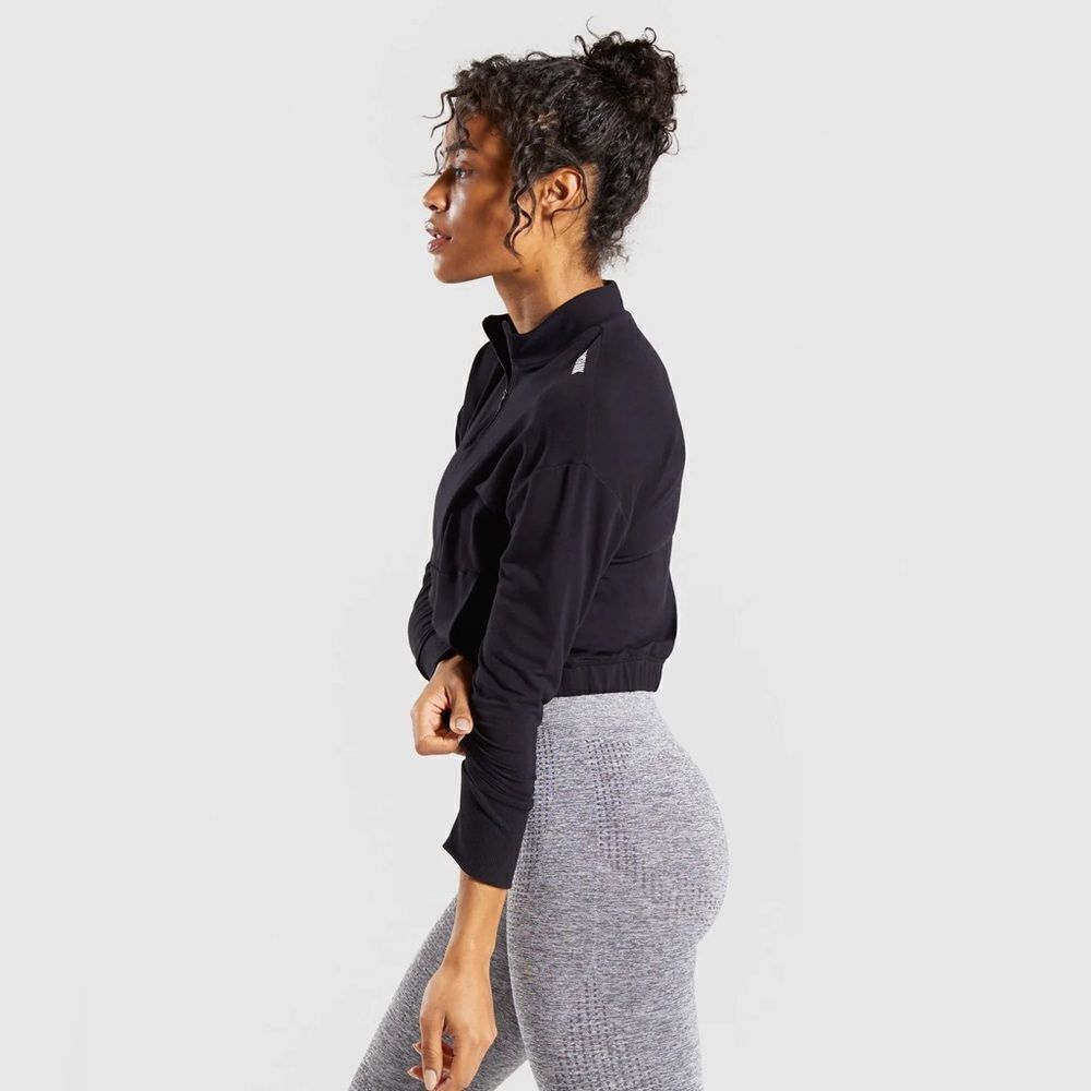 Gymshark Half Zip Sweatshirt Pippa Training Pullover 1/4 Zip Crop in black - Picture 5 of 9